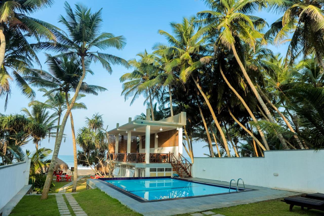 Hotel Sea Trails Bentota Extérieur photo