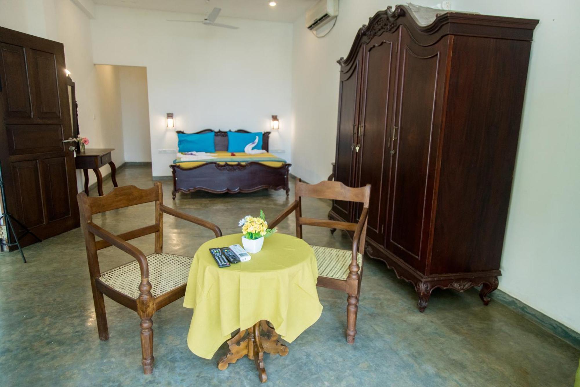 Hotel Sea Trails Bentota Extérieur photo