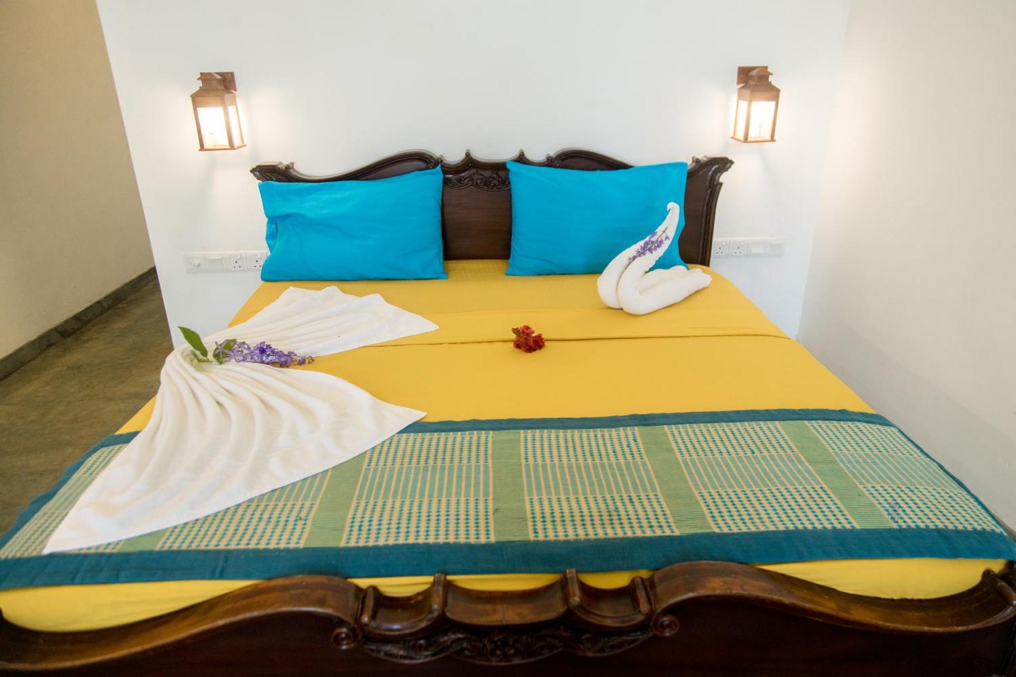 Hotel Sea Trails Bentota Extérieur photo