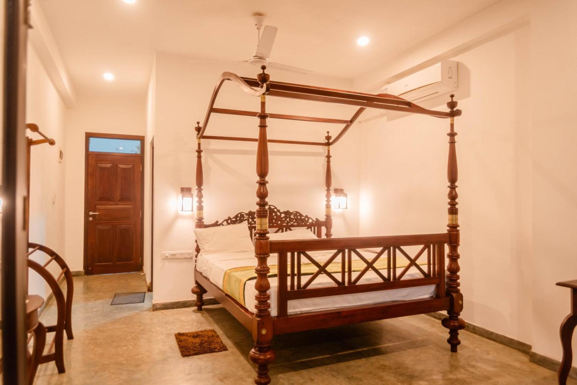Hotel Sea Trails Bentota Extérieur photo